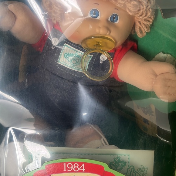 Cabbage, patch kid 1984. Comes with original box and birth certificate - Picture 5 of 5